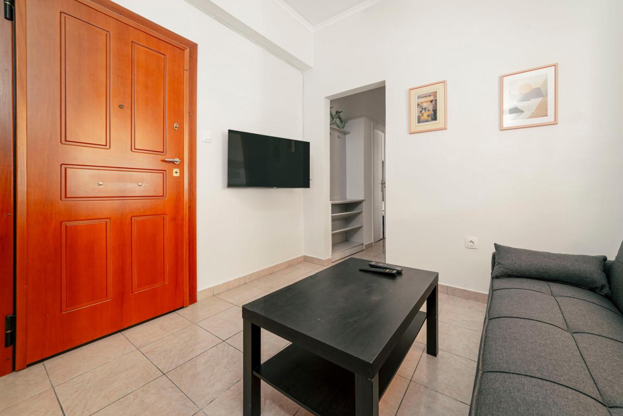 Apartment Skyline Penthouse 2bd Close To Metro Station Athens