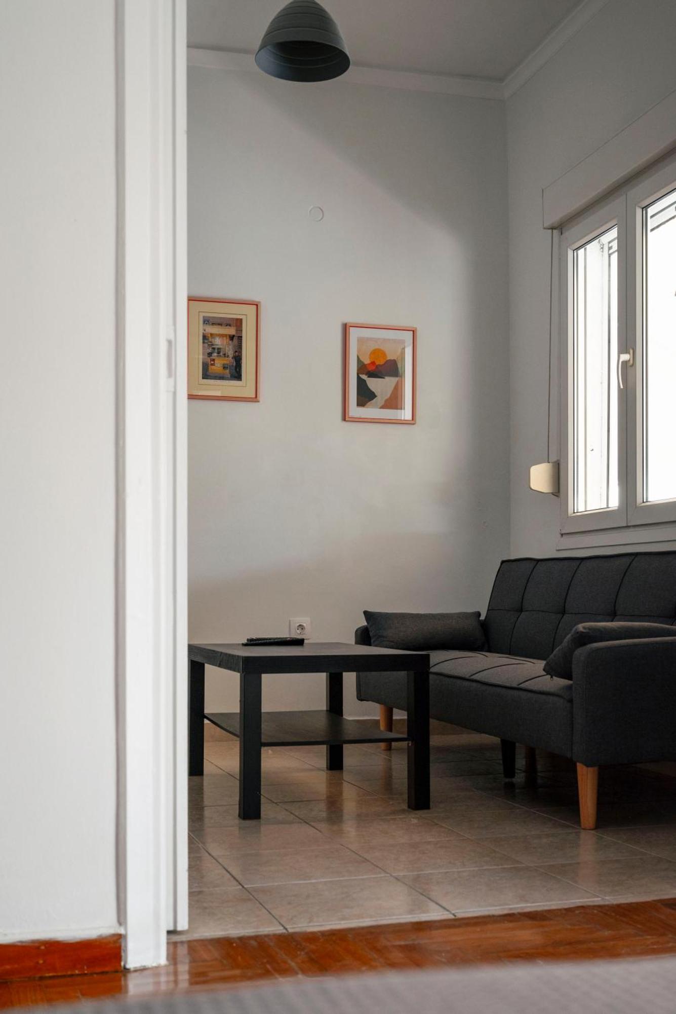 Skyline Penthouse 2bd Close To Metro Station Athens