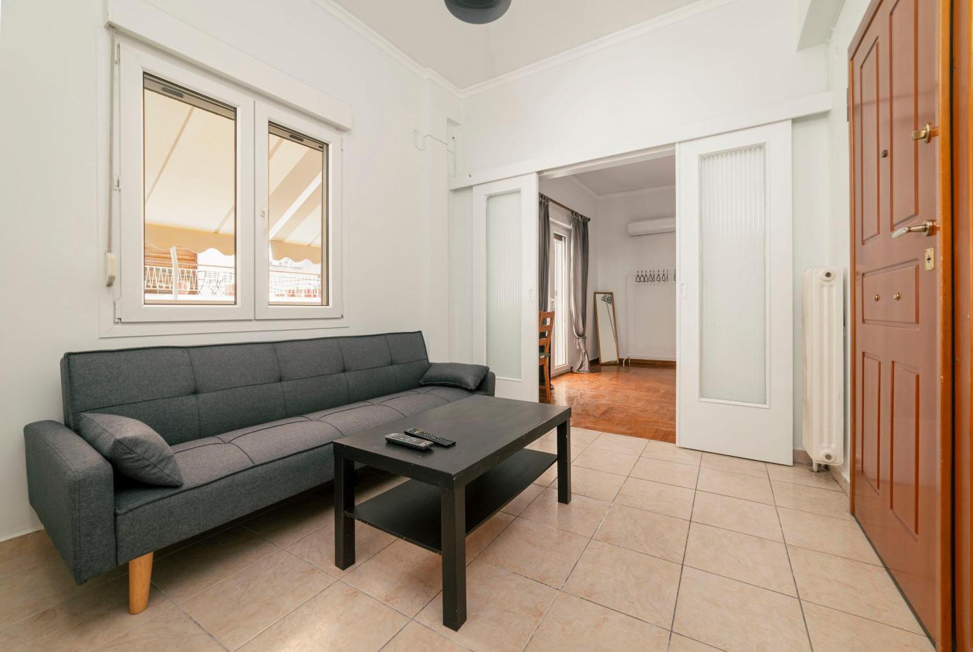 Skyline Penthouse 2bd Close To Metro Station